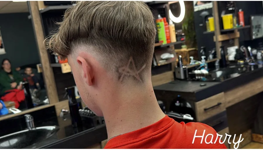 Class barber A letter hair design